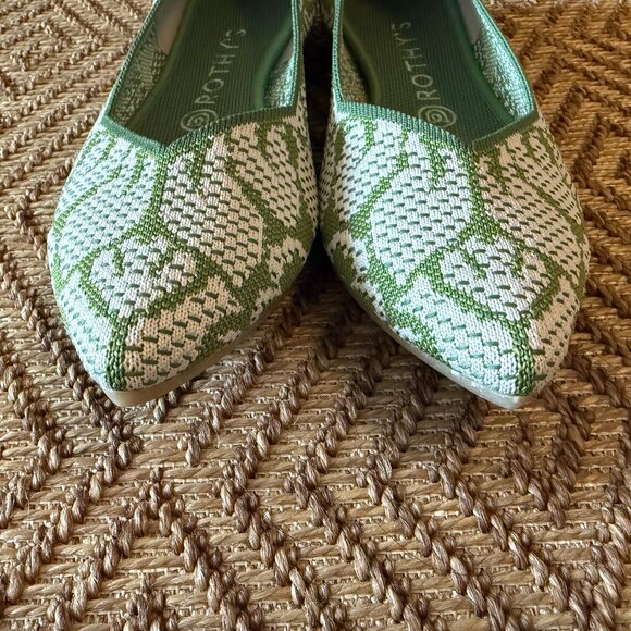 Rothy's The Point in Meadow Size 10 - Picture 3 of 6